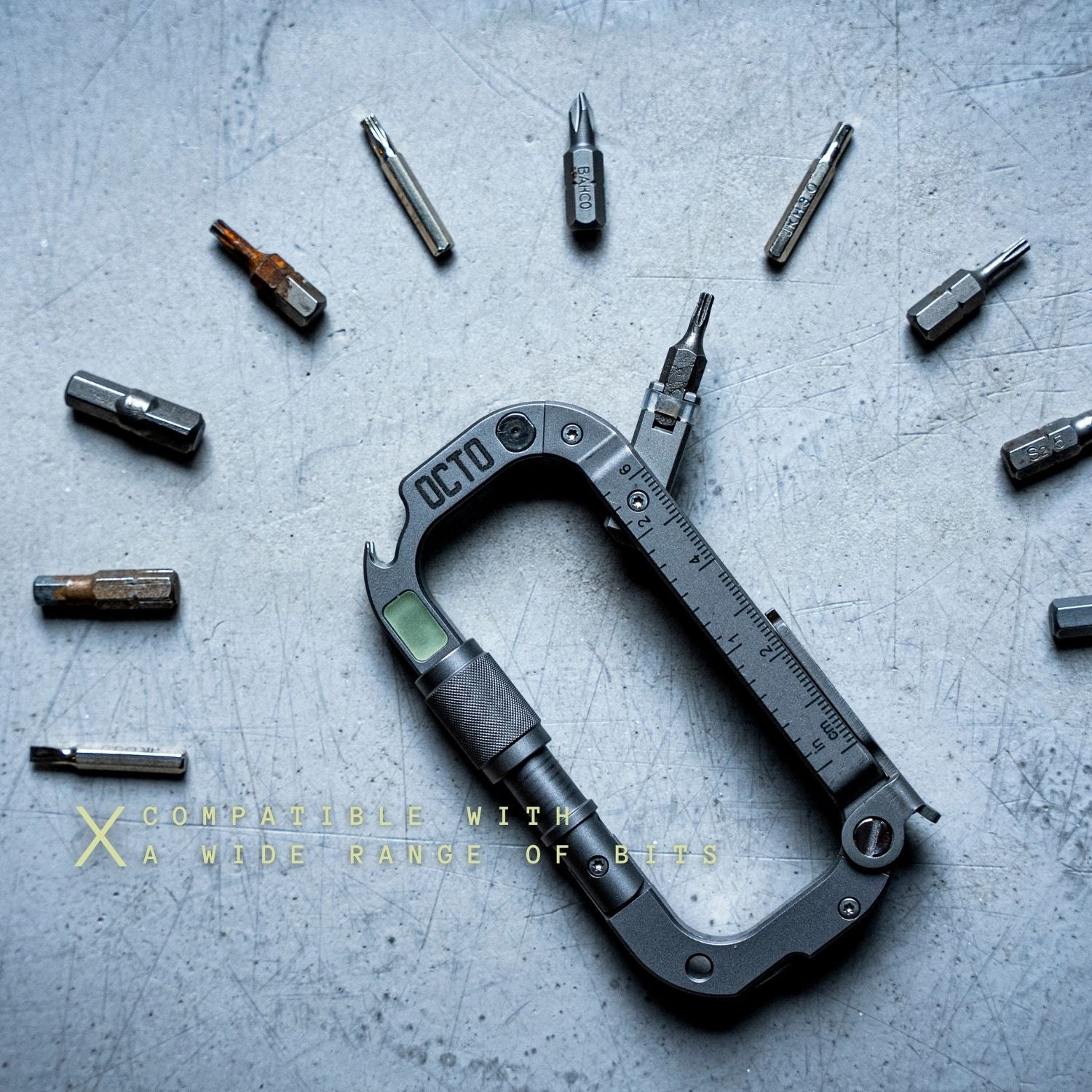OCTO MAX  20-in-1 Carabiner
